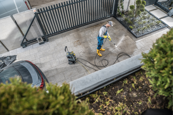 How Gainesville Rental Property Owners Save Thousands With Scheduled Pressure Washing